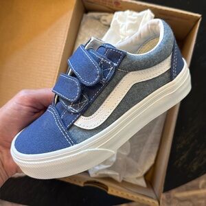 Toddler vans- size 11